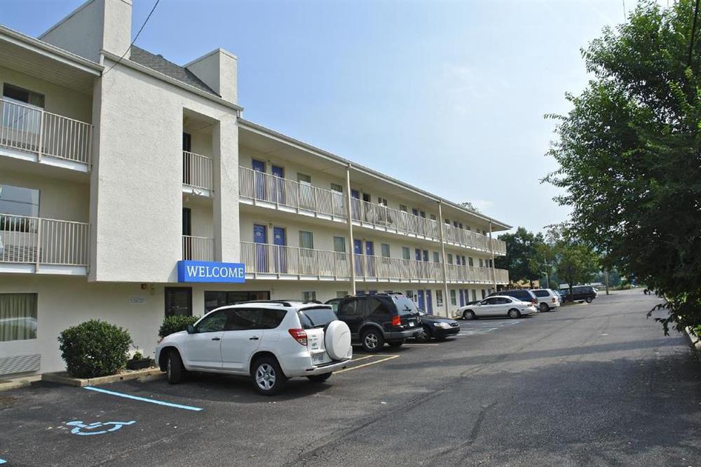 Days Inn By Wyndham Charleston Wv Comodidades foto